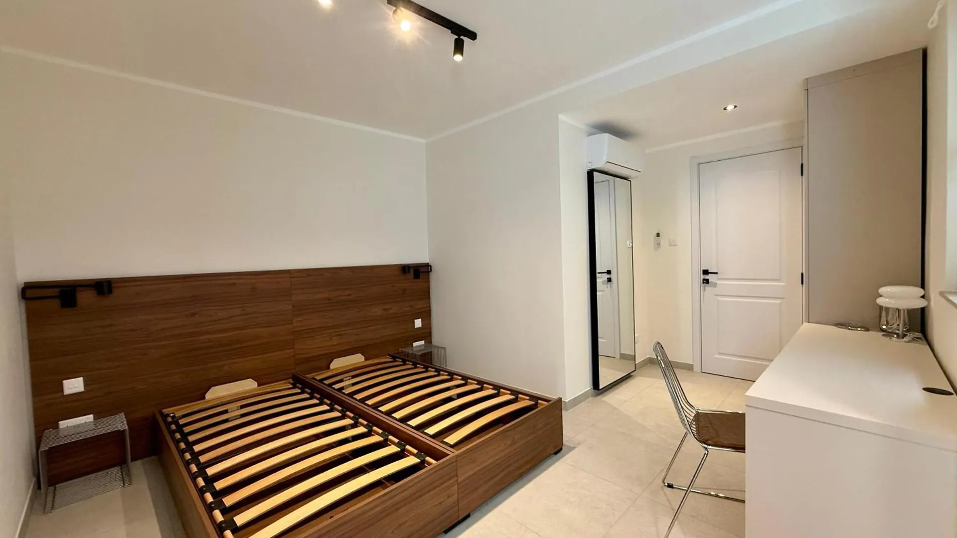 Apartment Juliet Residence, Apt 5 , Your Home Away From Home In Gzira By Sf Homes