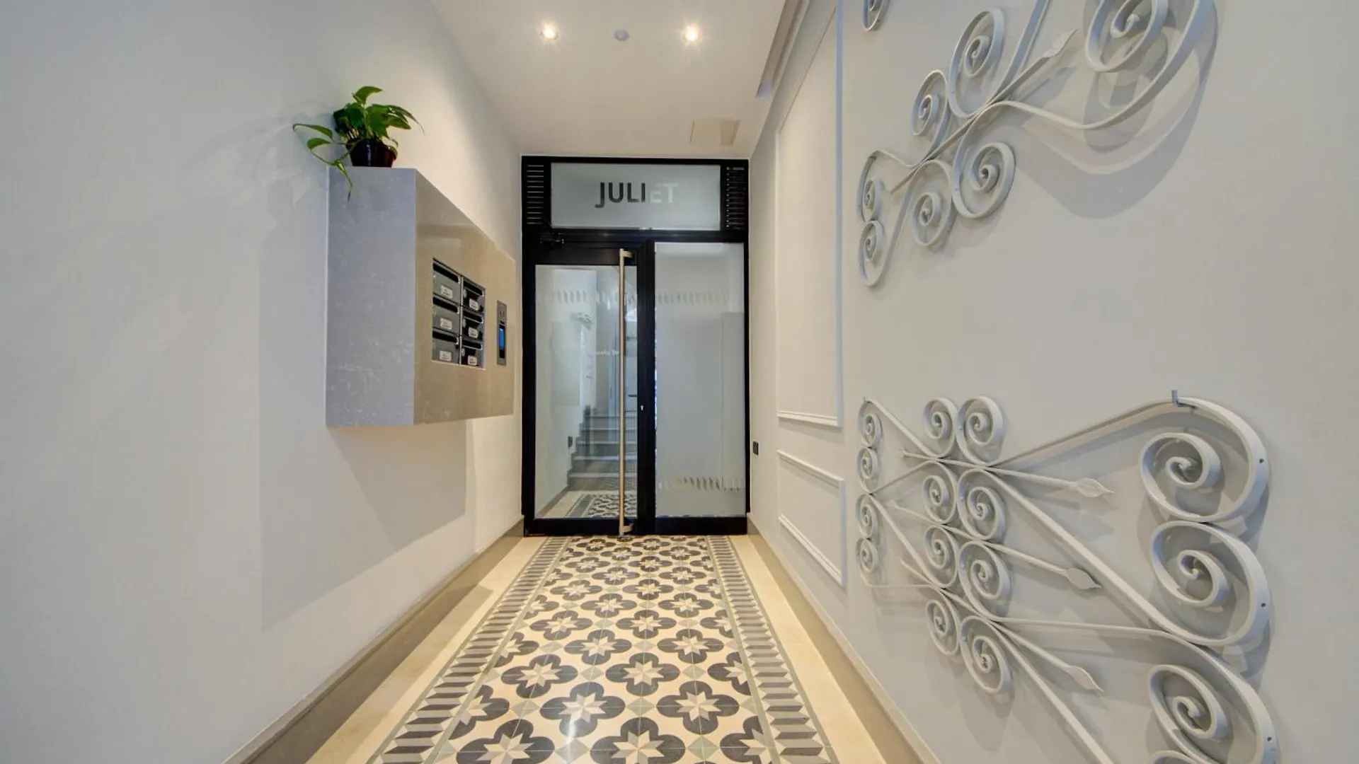 Juliet Residence, Apt 5 , Your Home Away From Home In Gzira By Sf Homes 0*,