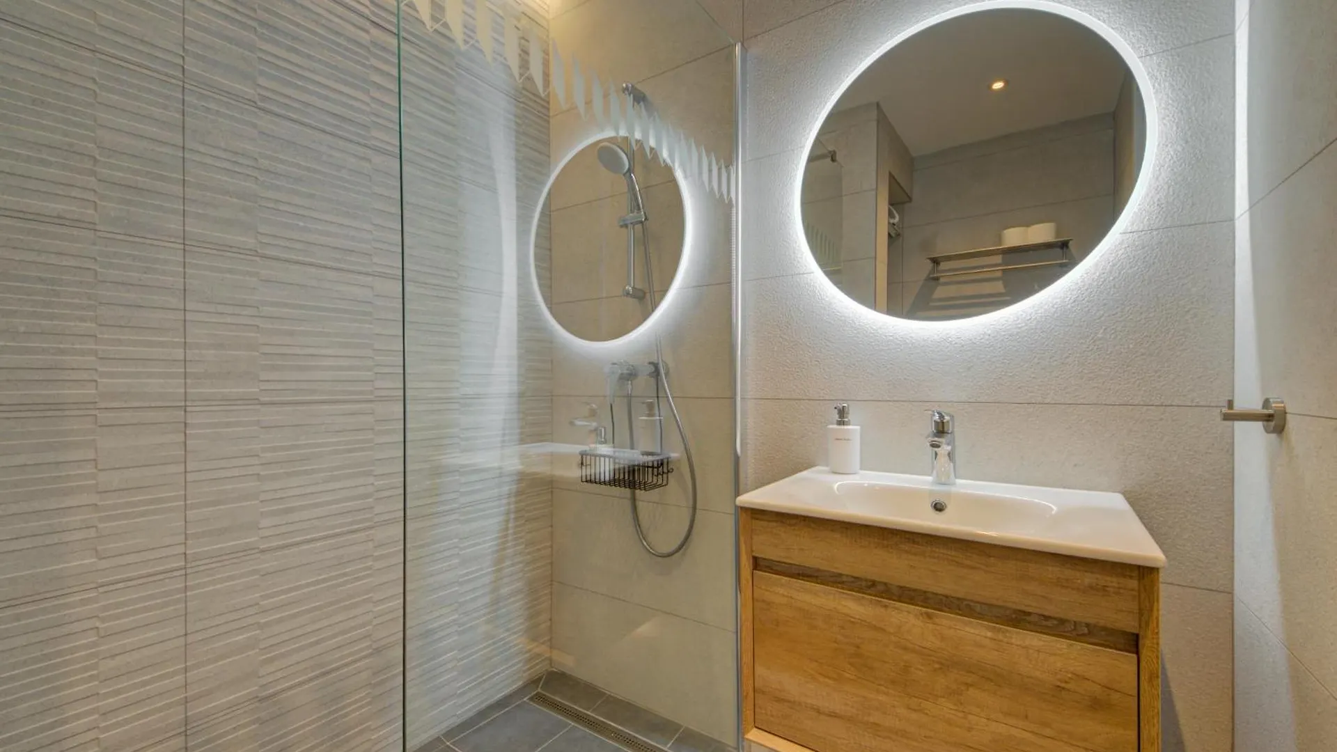 Juliet Residence, Apt 5 , Your Home Away From Home In Gzira By Sf Homes Apartment
